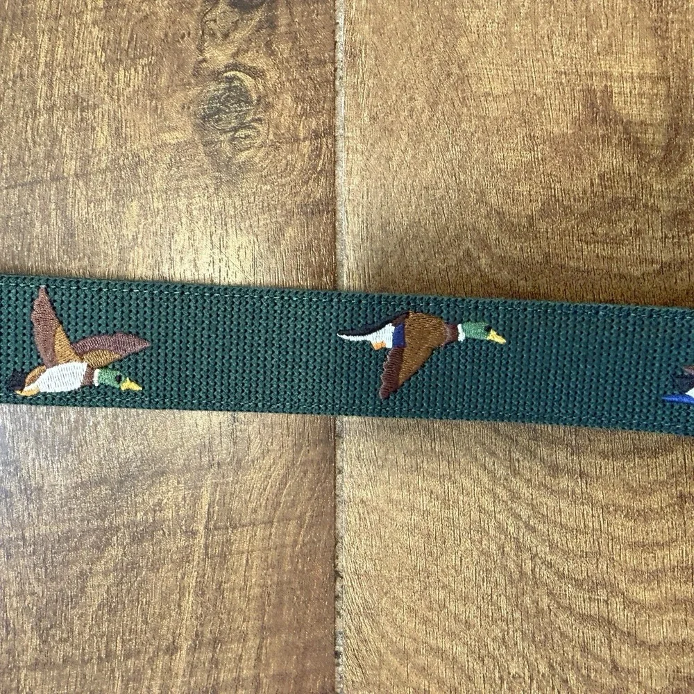 New Penguin Men's Size 34 Green Duck Belt MSRP $60 Golf NWT